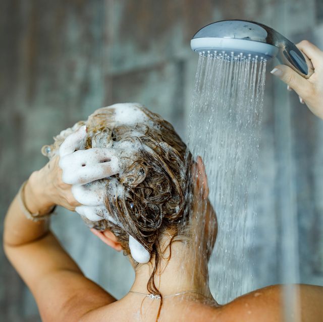 Shampoo juist gebruiken, een stappenplan